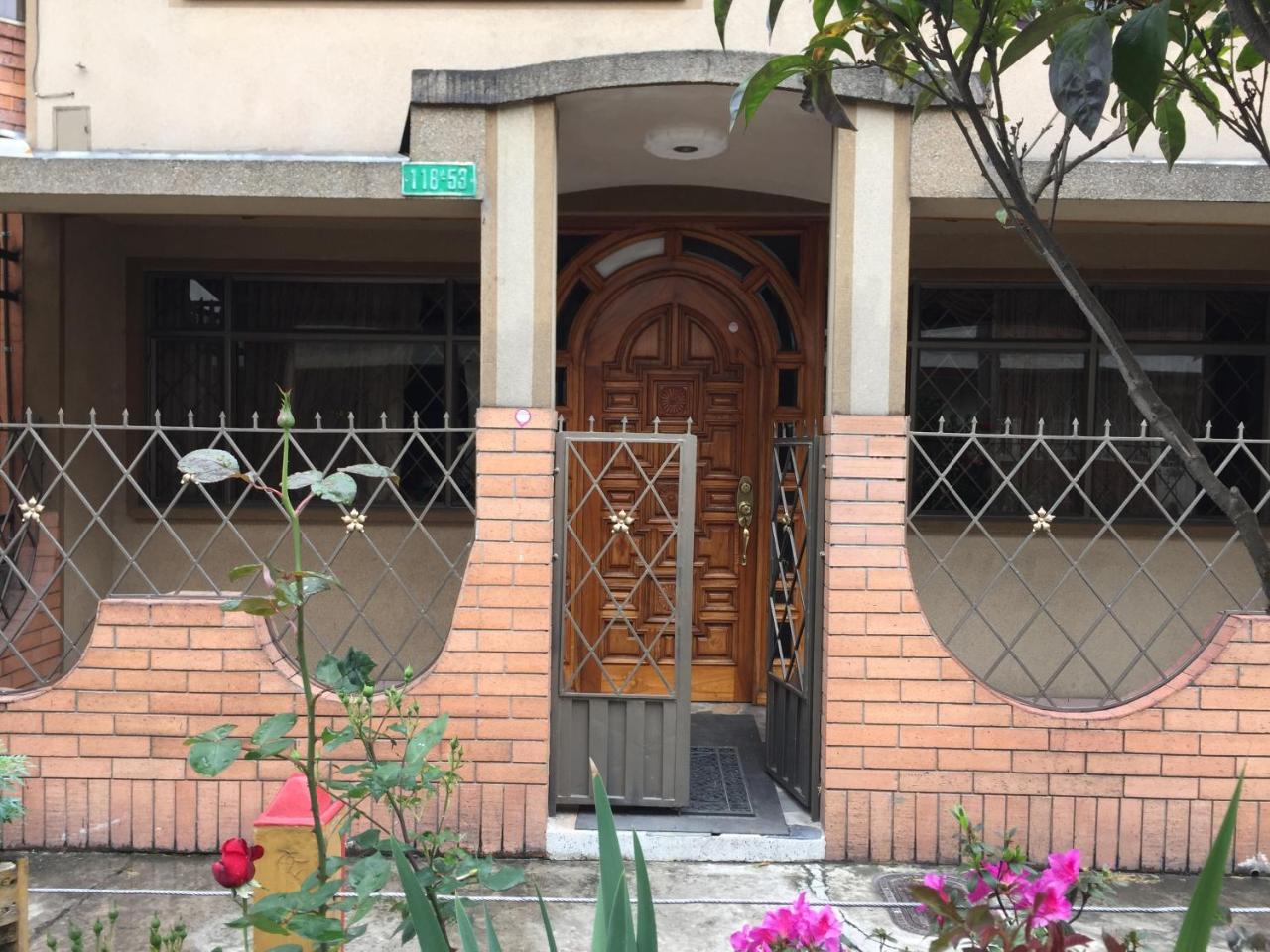 Casa Familiar Bogota Exterior photo